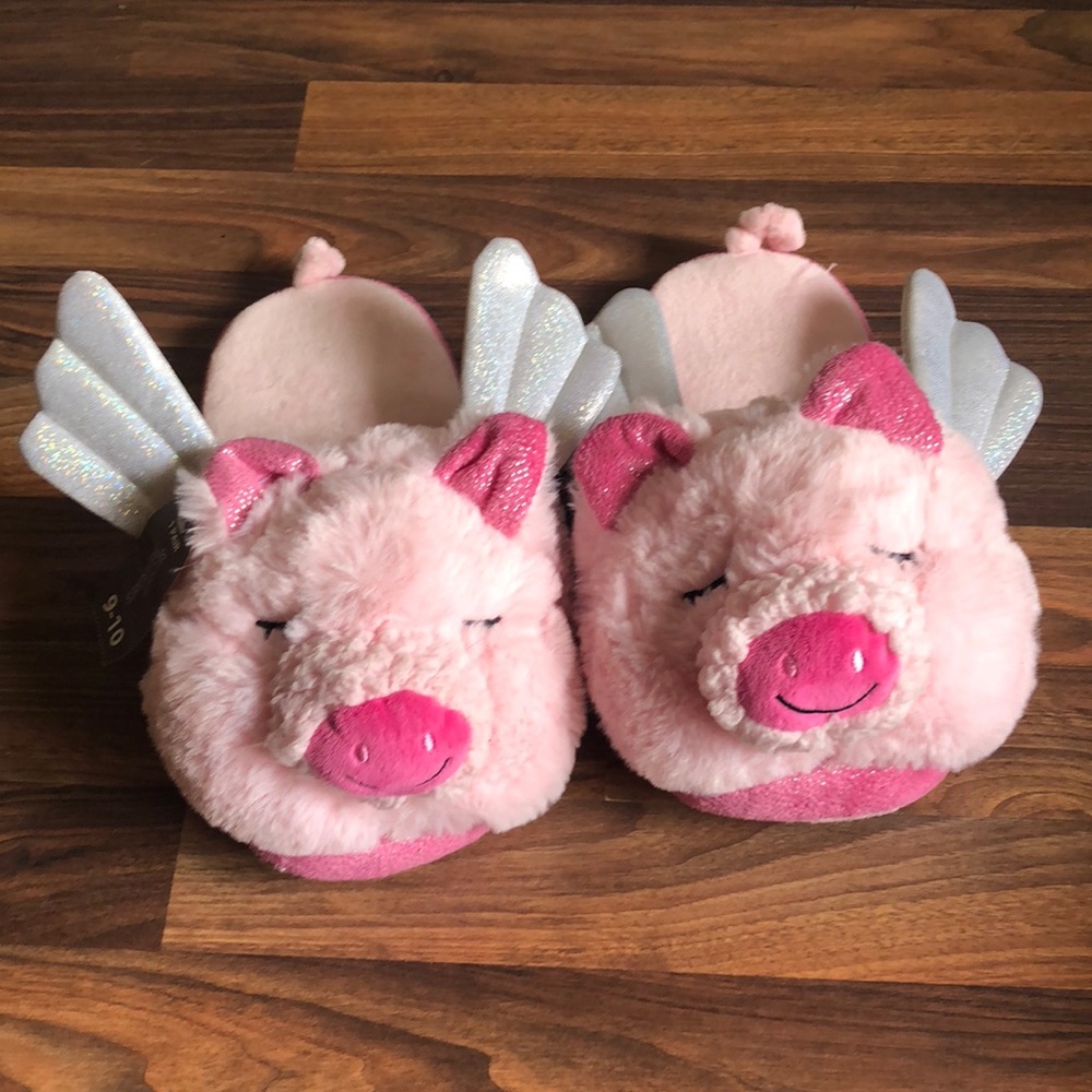 Piggy slippers